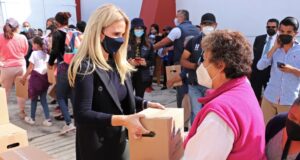 Más de 100,000 familias reciben apoyos alimenticios del DIF Huixquilucan Más de 100,000 familias reciben apoyos alimenticios del DIF Huixquilucan
