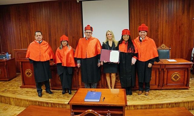 romina contreras doctora.jpg