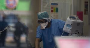 Secretaría de Salud de Edomex recontrata a más de 3 mil trabajadores