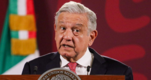 AMLO defiende programas de Bienestar y critica postura conservadora de Xóchitl Gálvez