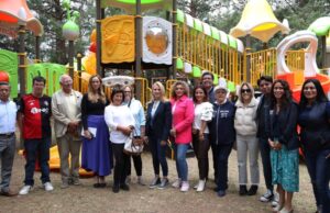 Instala Huixquilucan juegos infantiles en Lomas de las Palmas