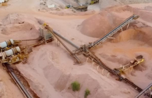 Empresa minera obtiene suspensión definitiva contra reforma de Ley Minera