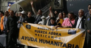 Mexicanos varados en Israel regresan a casa en segundo vuelo humanitario