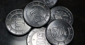 Banxico recuerda la validez de monedas de centavos para pagos en bancos