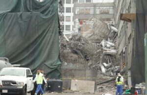 Entregan el primer cuerpo tras el derrumbe en San Antonio Abad