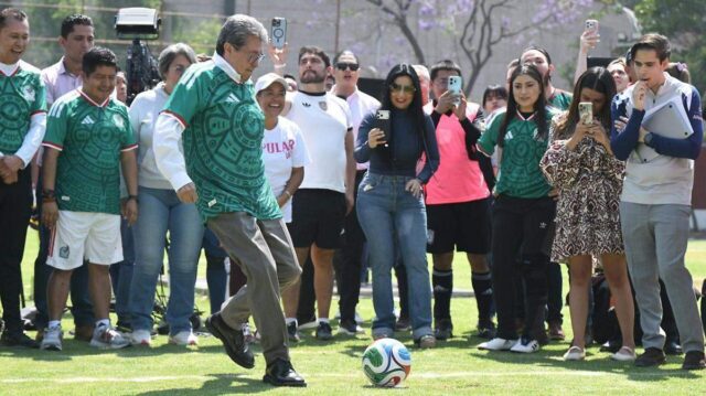 diputados-vencen-a-la-prensa-brava-en-mundialito-legislativo