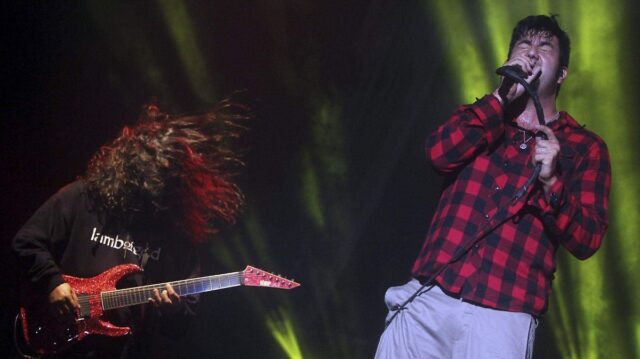 deftones-culmina-su-gira-en-el-palacio-de-los-deportes-de-mexico