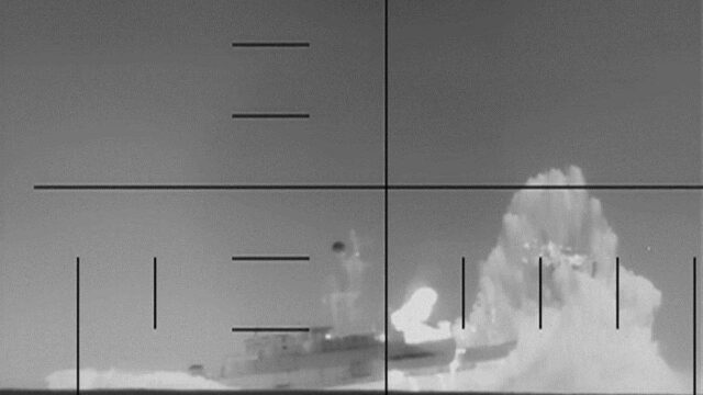 ataque-submarino-eeuu-hunde-barco-irani