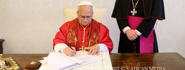 vaticano-advertencias-tecnologia-inteligencia-artificial