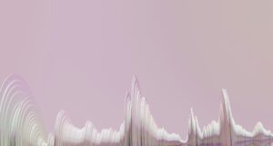 El nuevo fenómeno de sonidos indetectables en podcasts y su impacto en IA