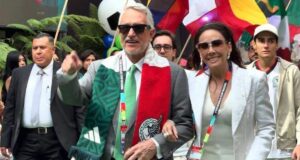 Karla Souza y Diego Boneta celebran goles del Mundial 2026 en CDMX