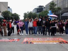 CNTE exige respuestas durante manifestación en sede de SEP