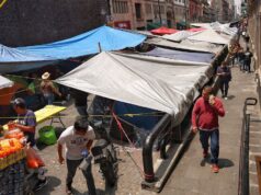 Tres mil 481 tiendas en el plantón del Centro Histórico