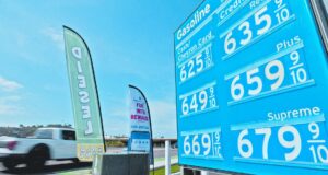 Gasolina alcanza su precio más bajo en Estados Unidos desde marzo
