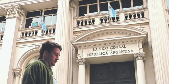 milei-propone-reforma-banco-central-argentina