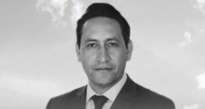 Conoce a Josué Martínez Contreras, reconocido periodista de Puebla