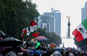 Acceso limitado al Ángel de la Independencia durante el partido entre México e Inglaterra