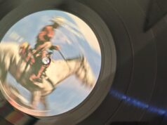 Reality Awaits de The Strokes: Un Viaje al Sentimentalismo Musical