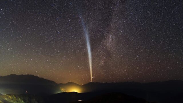 el-cometa-que-ilumina-nuestro-cielo-y-su-significado-para-la-humanidad